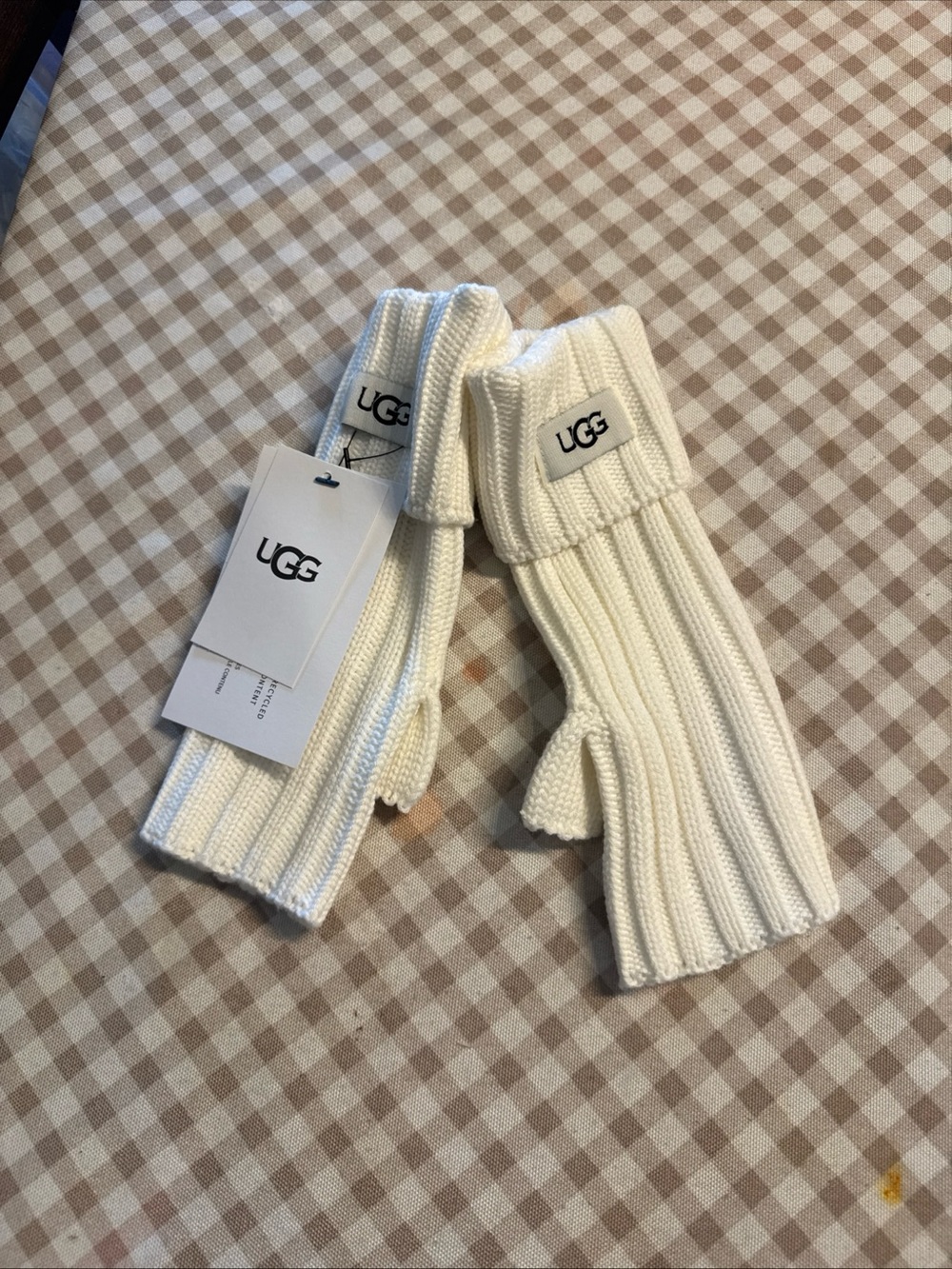 UGG White Ribbed Knit Fingerless Gloves